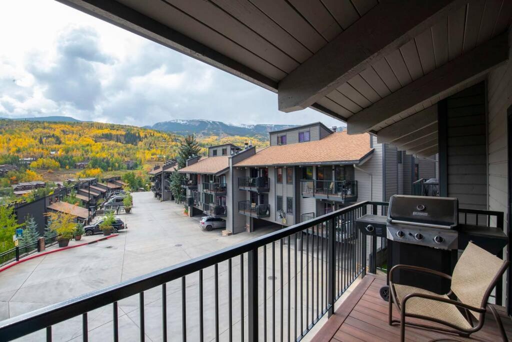 Updated 3 Bedroom 2 Ba With Pool & Hot Tub - Stunning Mountain Views! Snowmass Village Ngoại thất bức ảnh