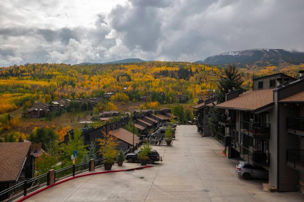 Updated 3 Bedroom 2 Ba With Pool & Hot Tub - Stunning Mountain Views! Snowmass Village Ngoại thất bức ảnh